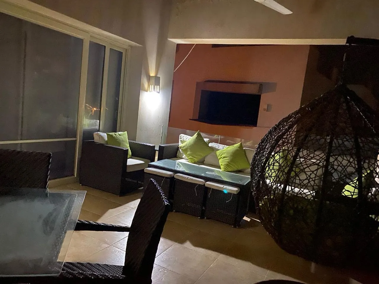 شاليه للبيع في هاسيندا باي في سيدي عبد الرحمن بمساحة 232 م² تتكون من 3 غرف