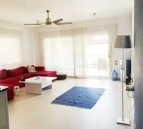 شاليه للبيع في هاسيندا باي في سيدي عبد الرحمن بمساحة 232 م² تتكون من 3 غرف
