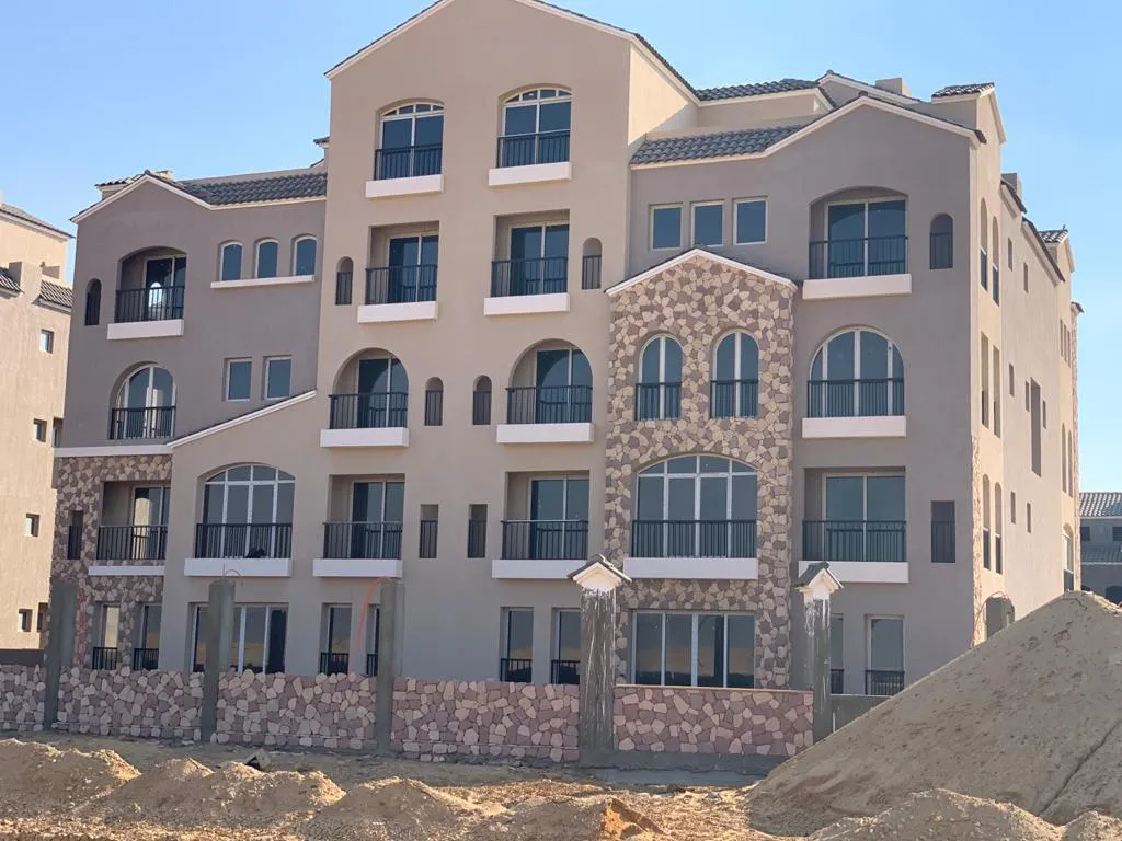 شقة للبيع في جرين سكوير  في مدينة المستقبل بمساحة 168 م² تتكون من 3 غرف