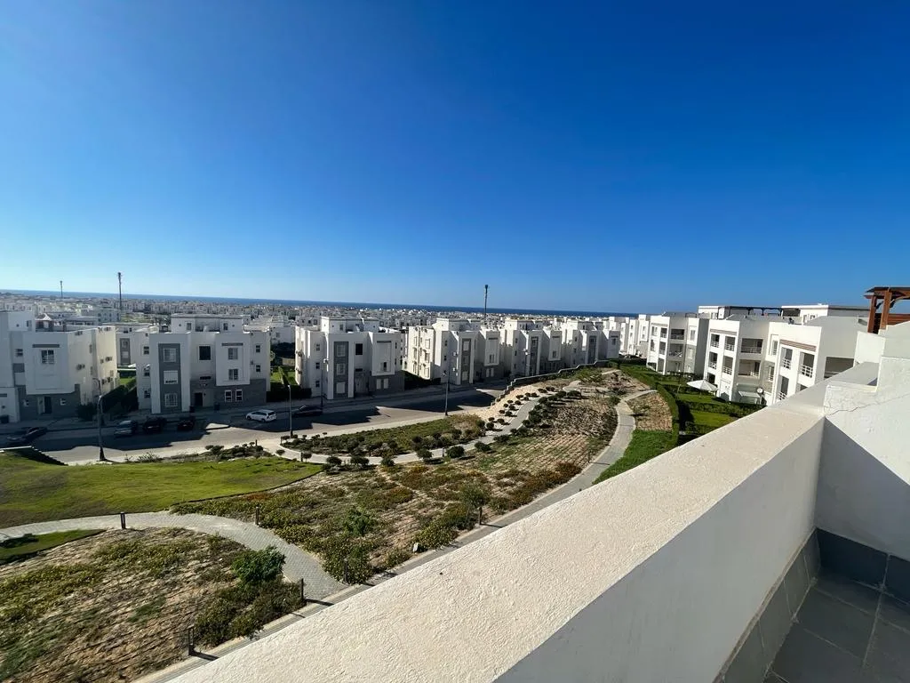 Penthouse for sale in Amwaj in Sidi Abdel Rahman of 164 m² with 4 bedrooms
