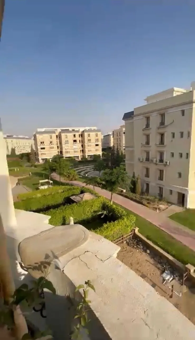 Duplex for sale in Mountain View Hyde Park in New Cairo of 305 m² with 4 bedrooms