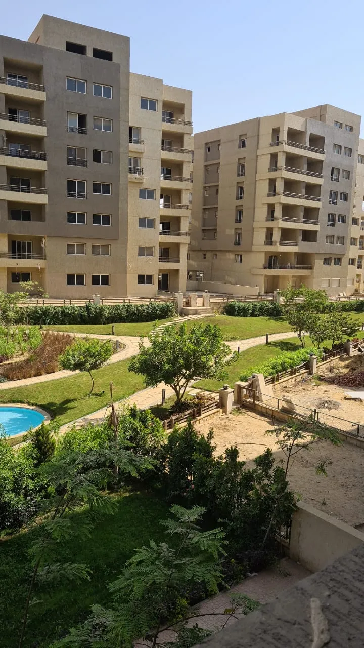 شقة للبيع في ذا سكوير في القاهرة الجديدة بمساحة 210 م² تتكون من 4 غرف