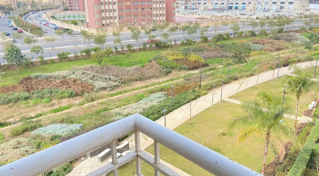 Apartment for sale in Madinaty in Madinaty of 165 m² with 3 bedrooms