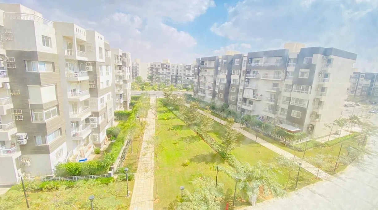 Apartment for sale in Madinaty in Madinaty of 165 m² with 3 bedrooms