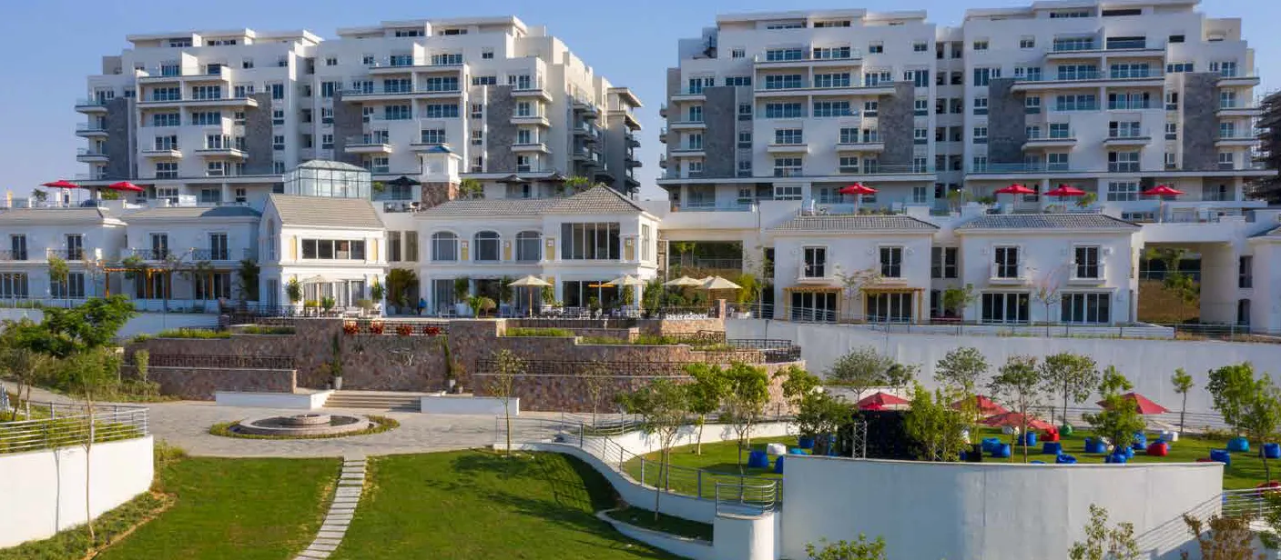 Villa for sale in Lagoon Beach Park Mountain View I City New Cairo in New Cairo of 280 m² with 3 bedrooms