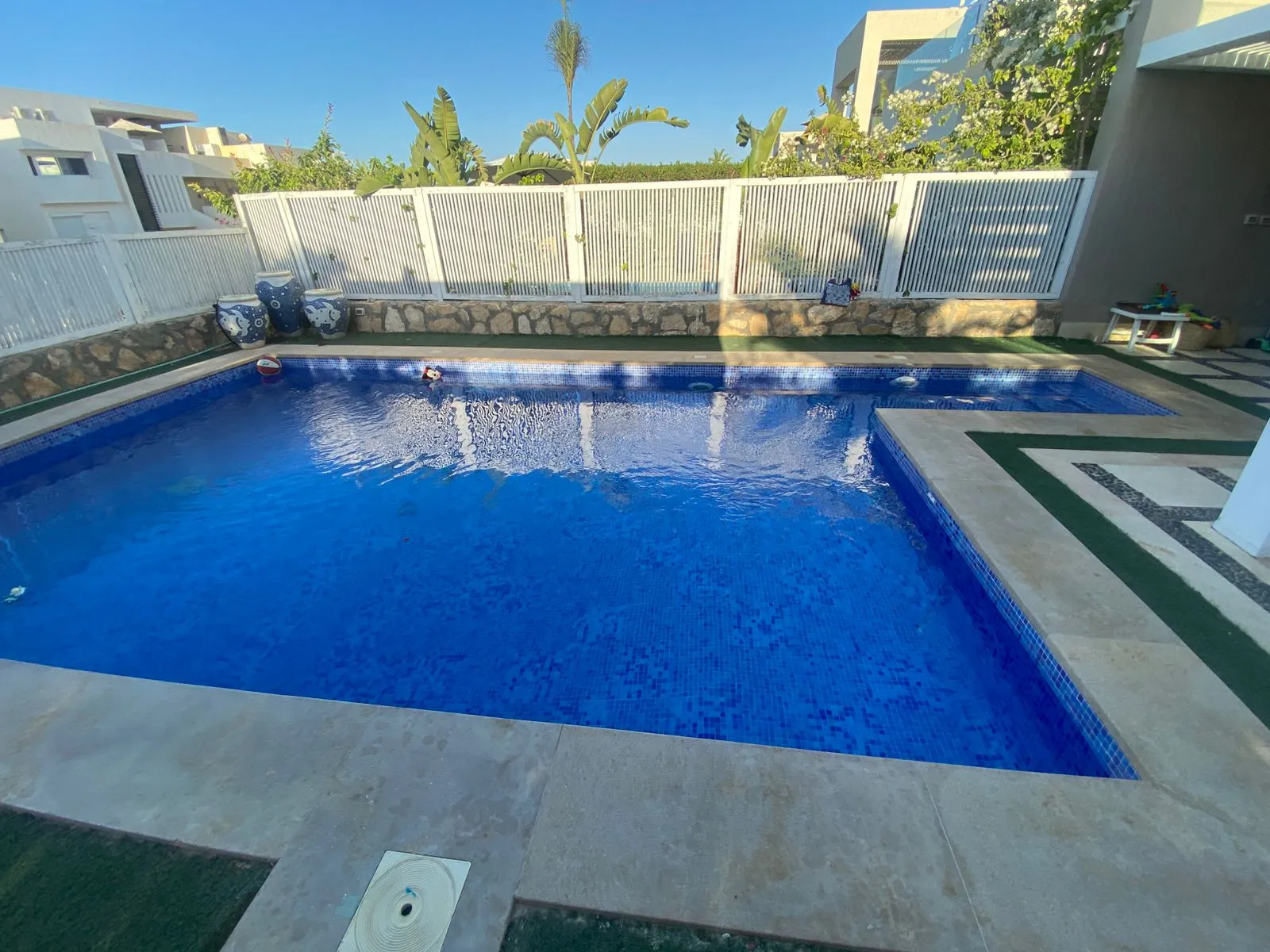 Chalet for sale in Hacienda White in Sidi Abdel Rahman of 170 m² with 3 bedrooms