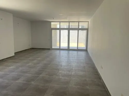 Townhouse for sale in Al Maqsad   in New Capital City of 380 m² with 3 bedrooms