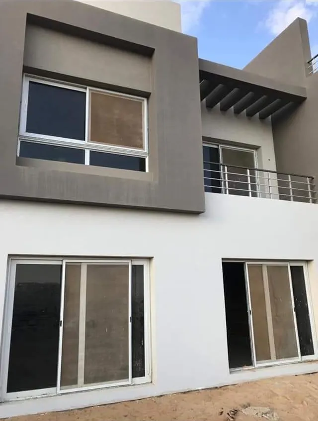 Townhouse for sale in Etapa  in El Sheikh Zayed of 320 m² with 3 bedrooms