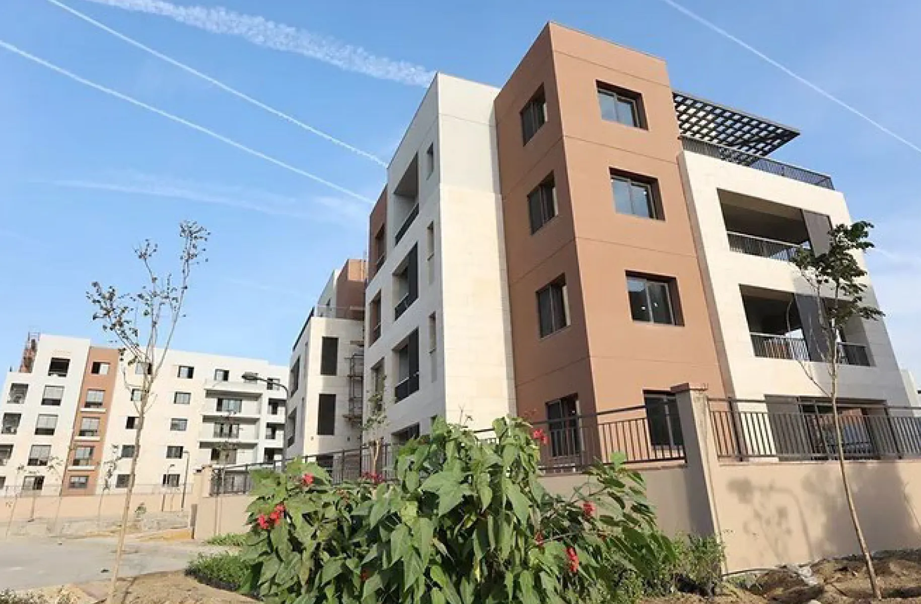 Duplex for sale in DISTRICT 5 in South New Cairo of 293 m² with 2 bedrooms