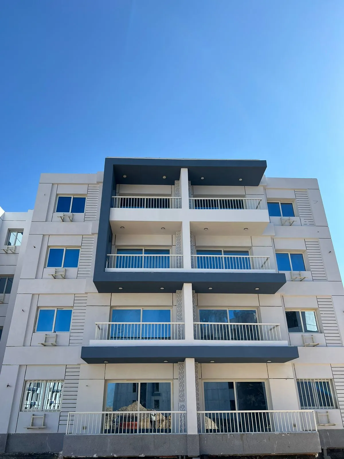 شقة للبيع في داون تاون بورسعيد في بورسعيد بمساحة 0 م² تتكون من 3 غرف