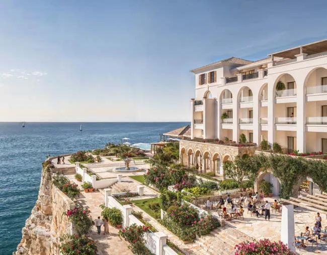 Ultra Luxury Apartment for sale in Wadi Yemm in Ras El Hekma of 266 m² with 3 bedrooms