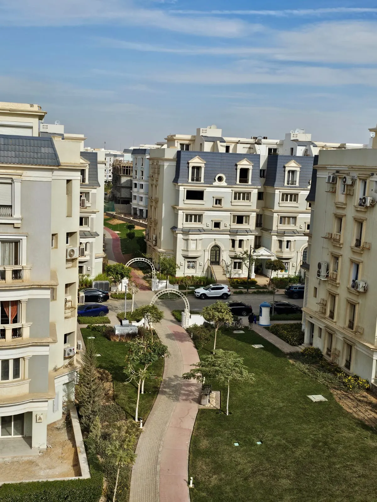 Duplex for sale in Mountain View Hyde Park in New Cairo of 300 m² with 4 bedrooms
