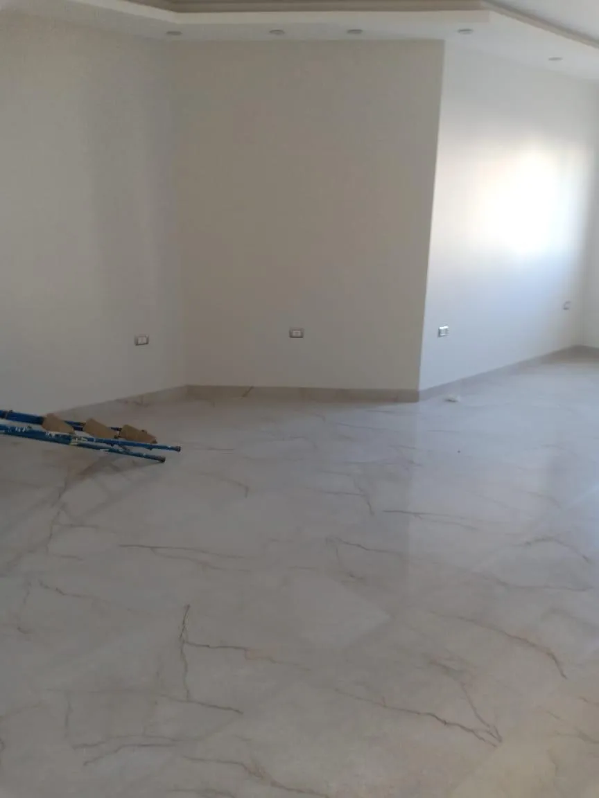 Apartment for sale in Mountain View Hyde Park in New Cairo of 199 m² with 3 bedrooms