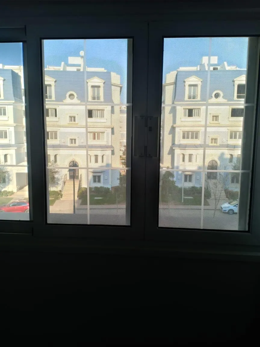 Apartment for sale in Mountain View Hyde Park in New Cairo of 199 m² with 3 bedrooms