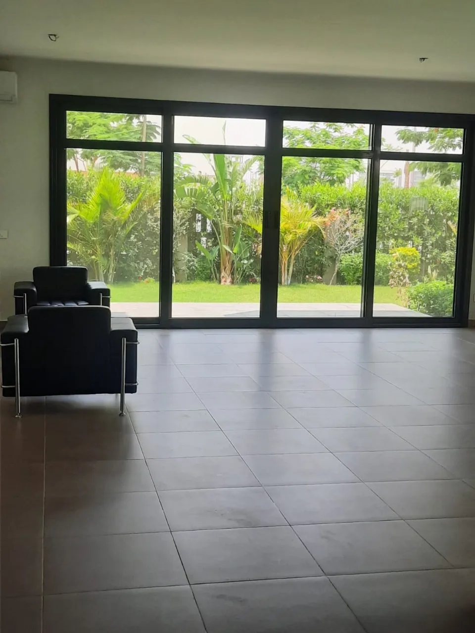 Twinhouse for sale in Al Burouj in El Shorouk of 373 m² with 3 bedrooms
