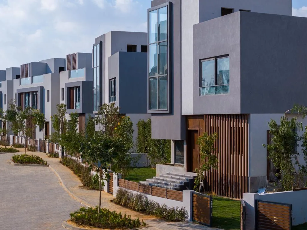 Twinhouse for sale in Vinci  in New Capital City of 309 m² with 4 bedrooms