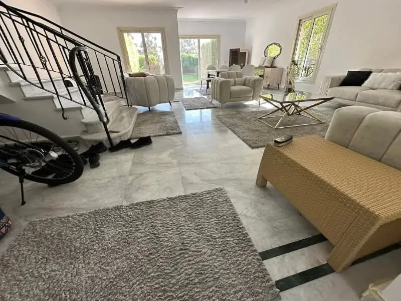 Twinhouse for sale in Al Rabwa in 6th of October City of 240 m² with 4 bedrooms