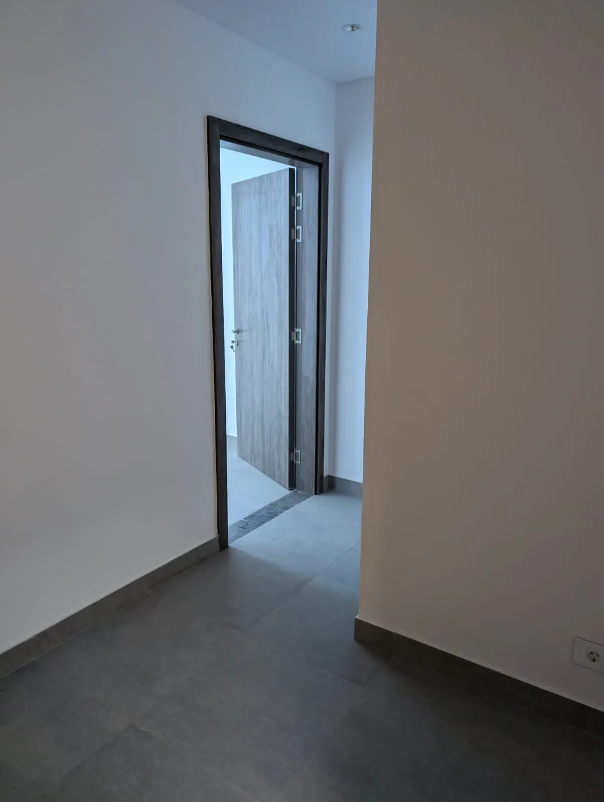 Clinic for sale in Mivida in New Cairo of 43 m² with 0 bedrooms