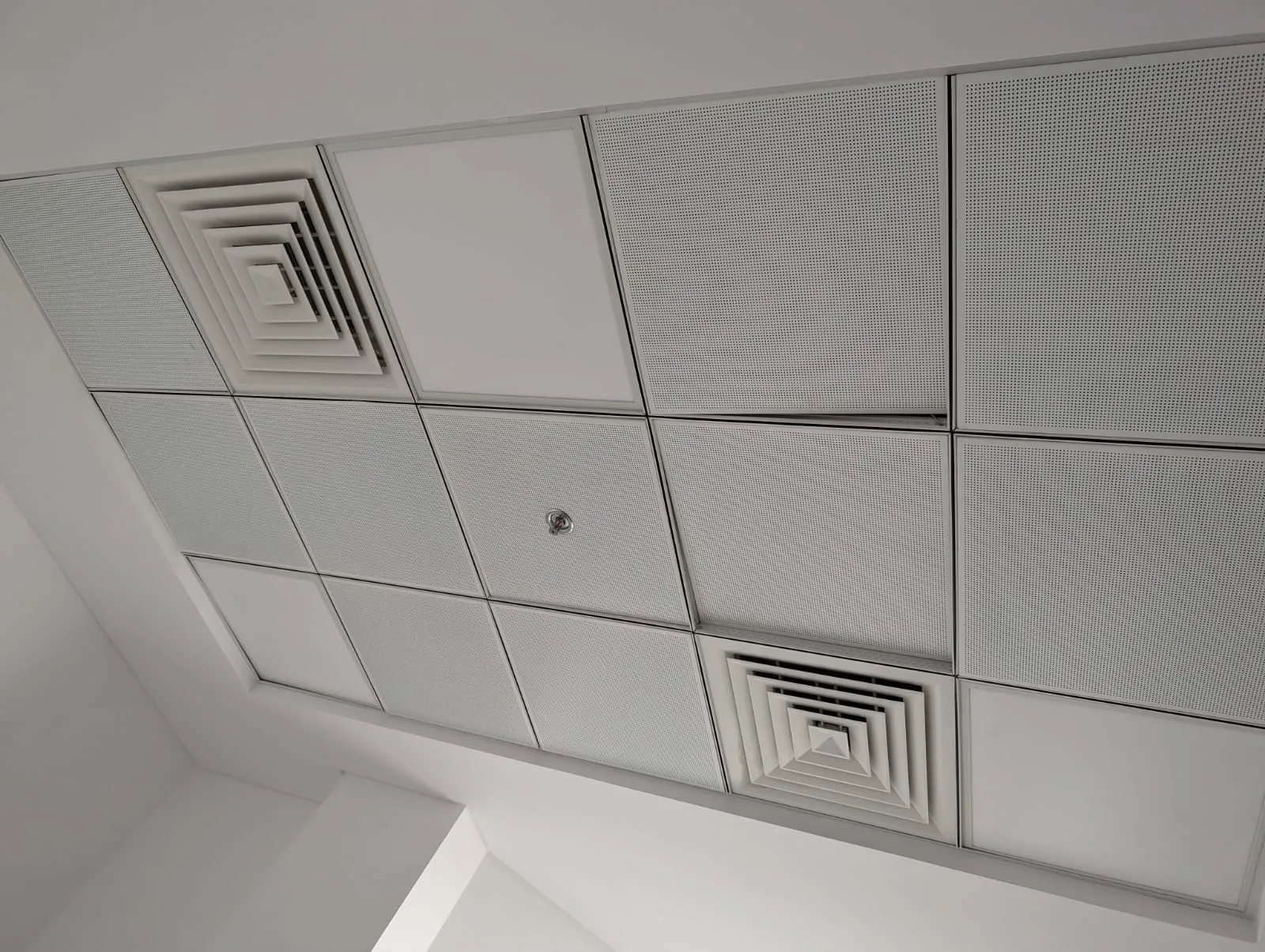 Clinic for sale in Mivida in New Cairo of 43 m² with 0 bedrooms