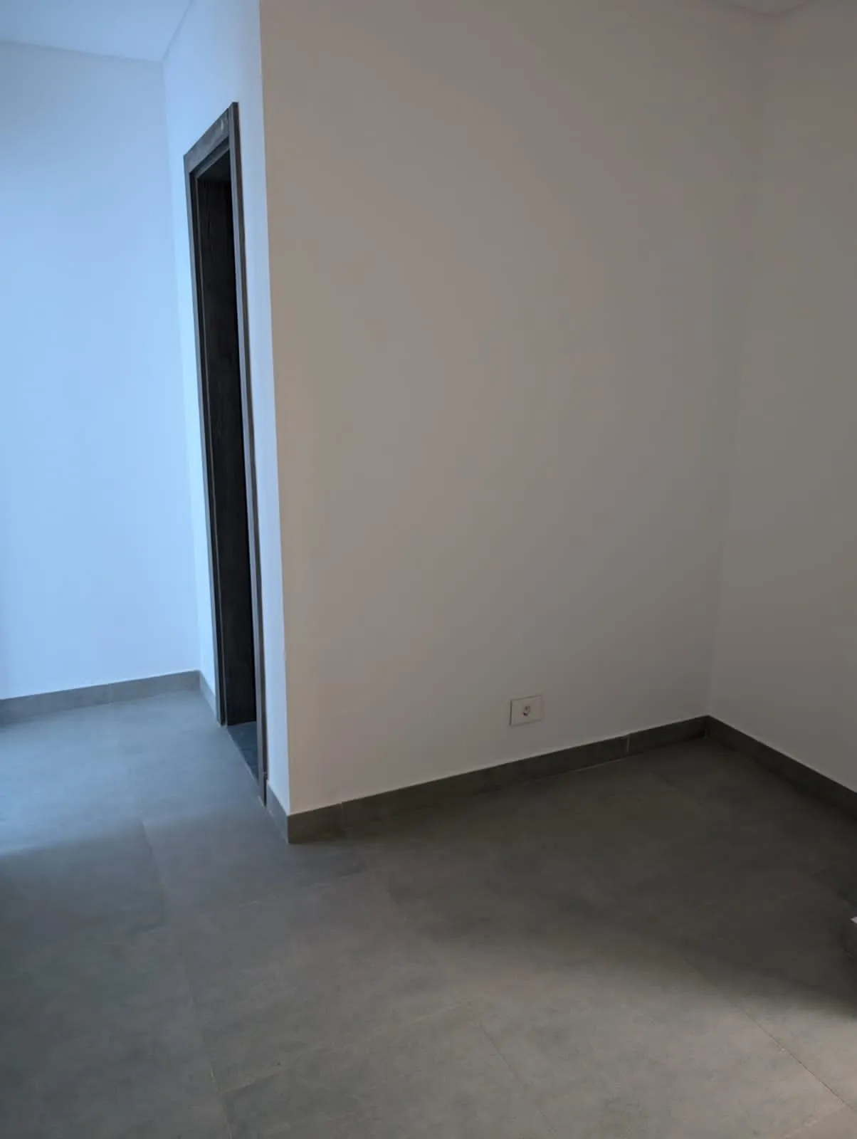 Clinic for sale in Mivida in New Cairo of 43 m² with 0 bedrooms