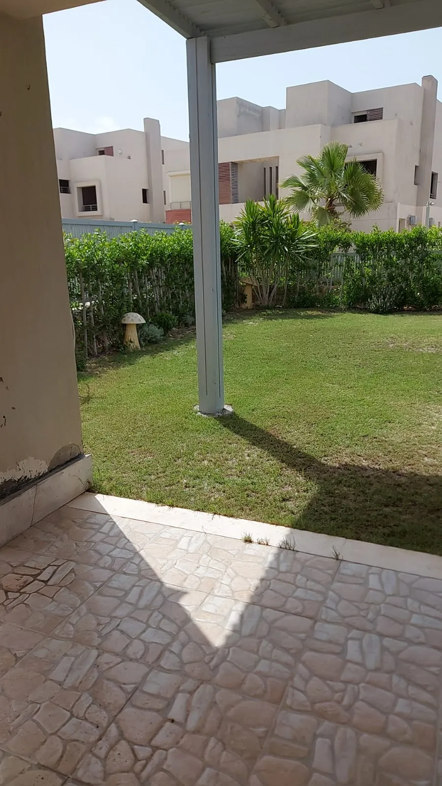 شاليه للبيع في هاسيندا باي في سيدي عبد الرحمن بمساحة 175 م² تتكون من 2 غرف