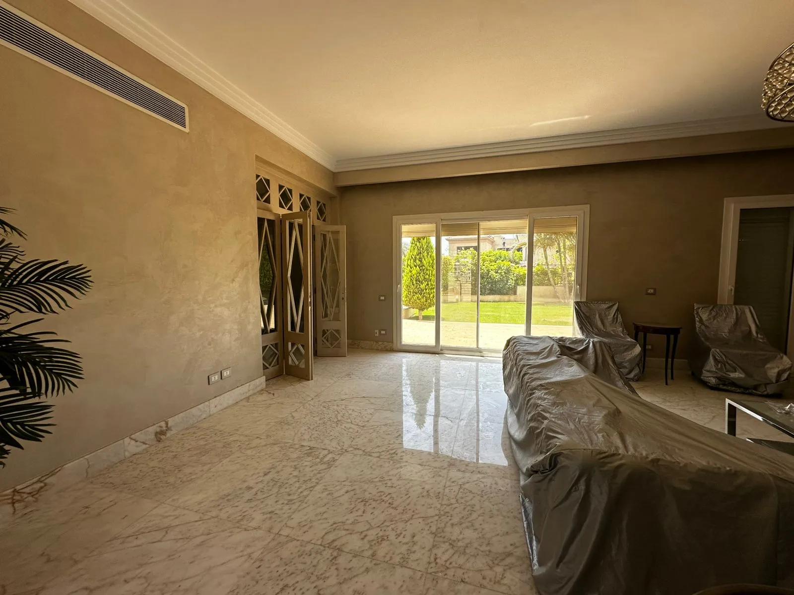 Twinhouse for sale in Telal Al Guezira in El Sheikh Zayed of 604 m² with 6 bedrooms