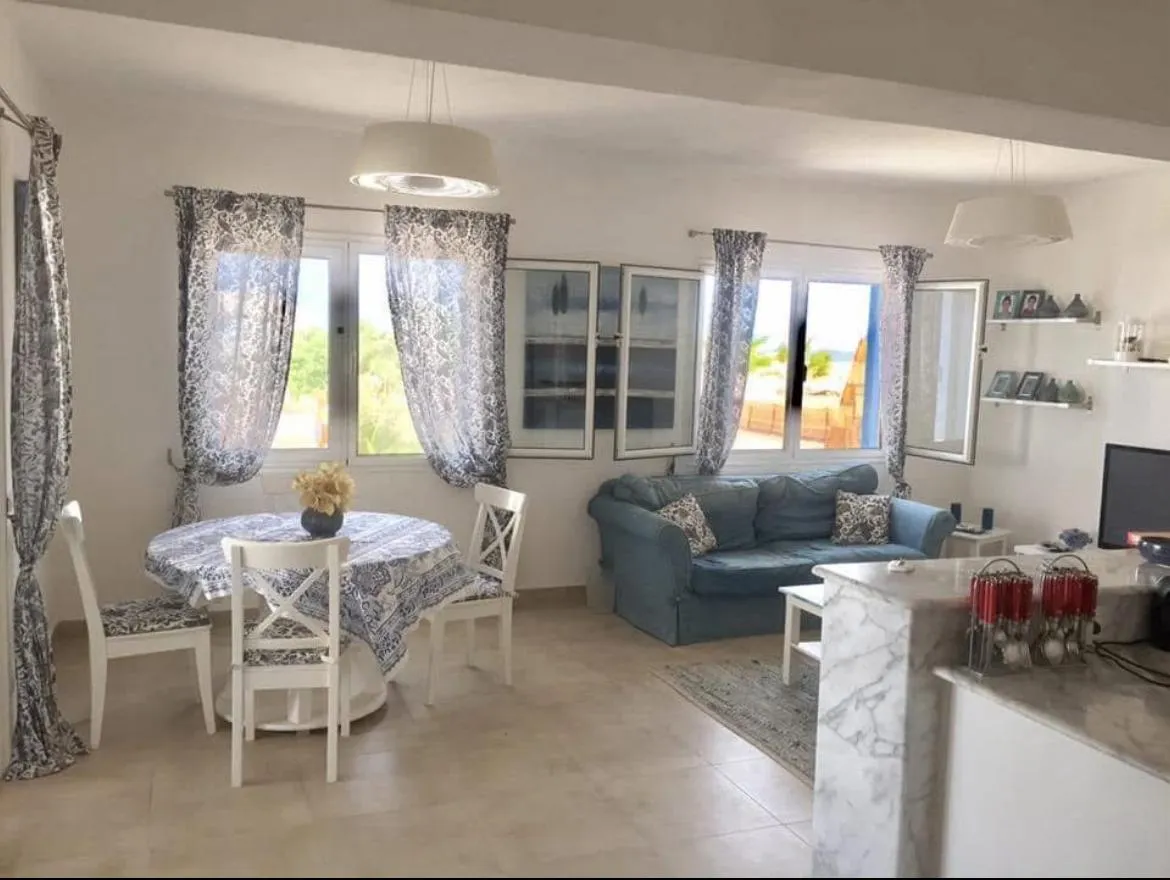 Chalet for sale in Bianchi in North Coast-Sahel  of 270 m² with 4 bedrooms