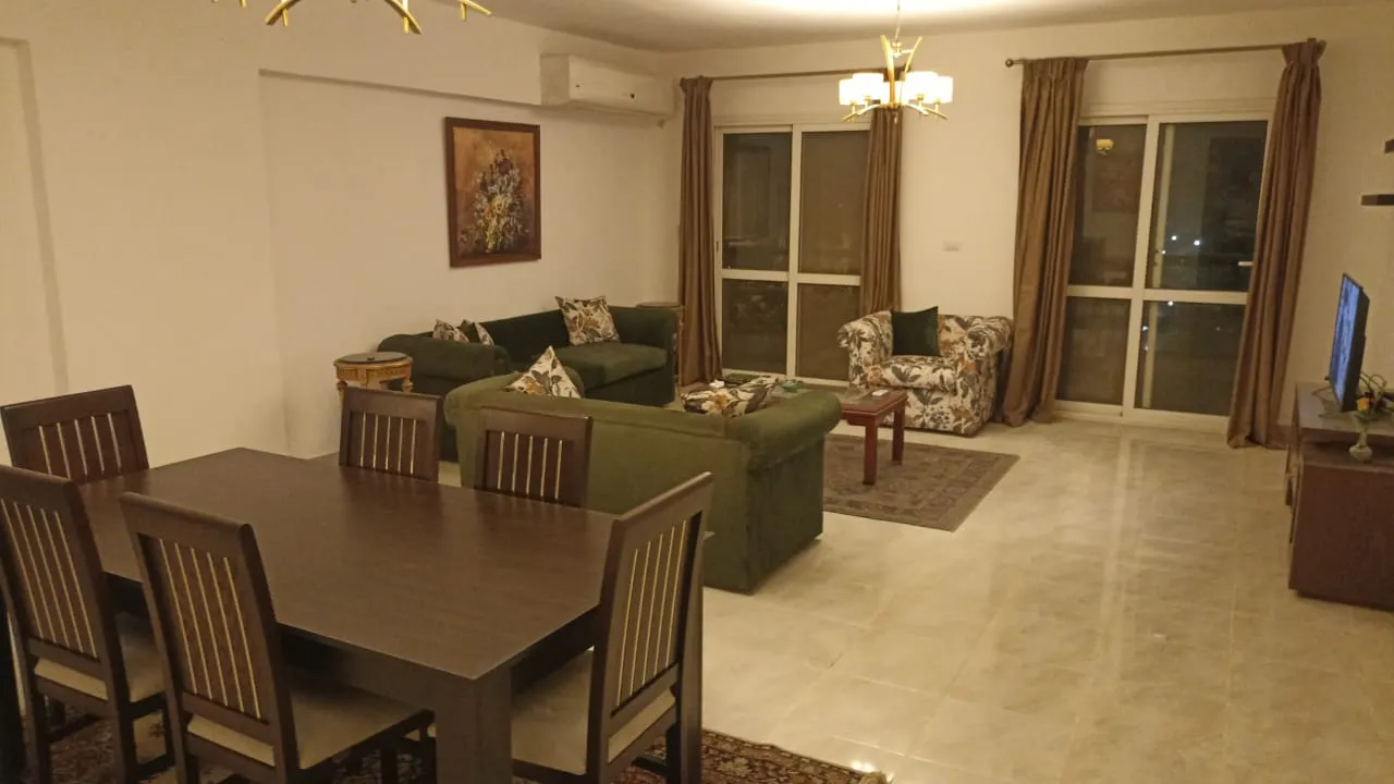 Apartment for sale in El Rehab  in New Cairo of 162 m² with 3 bedrooms