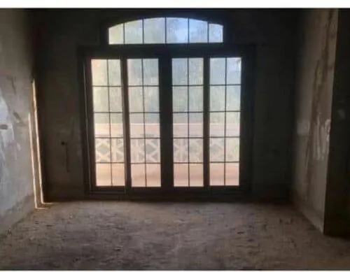 Villa for sale in Hyde Park in New Cairo of 257 m² with 3 bedrooms