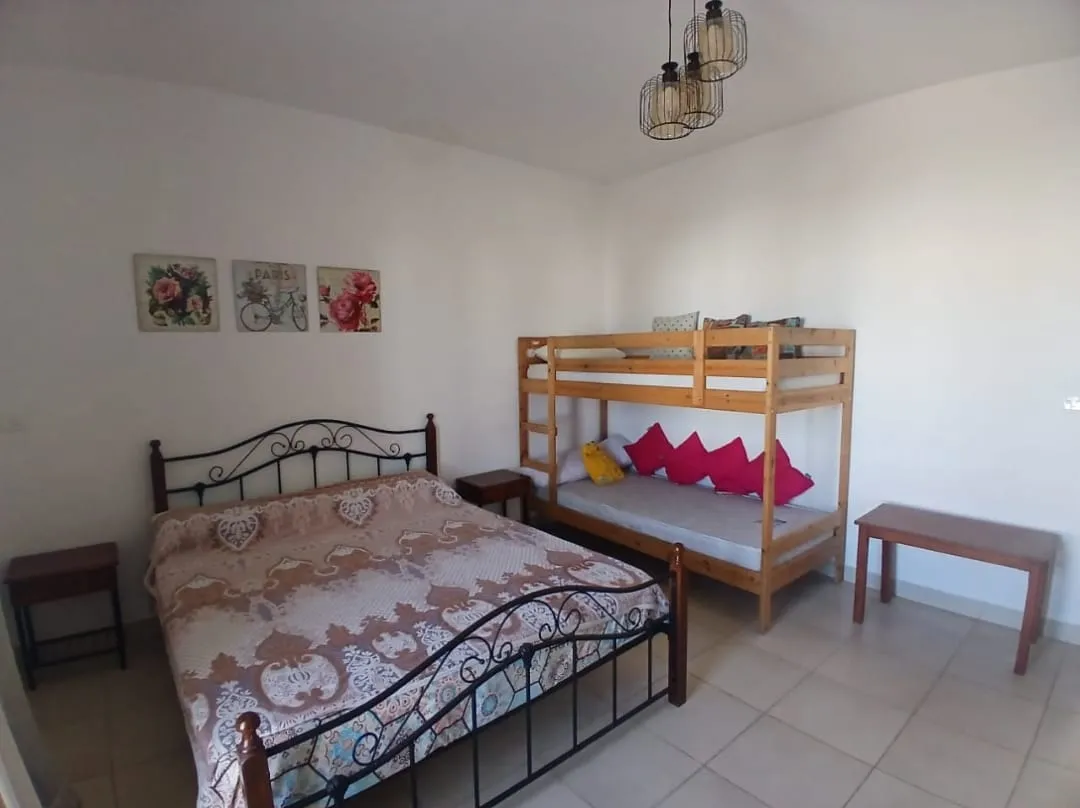 بنتهاوس للبيع في أمواج في سيدي عبد الرحمن بمساحة 127 م² تتكون من 2 غرف