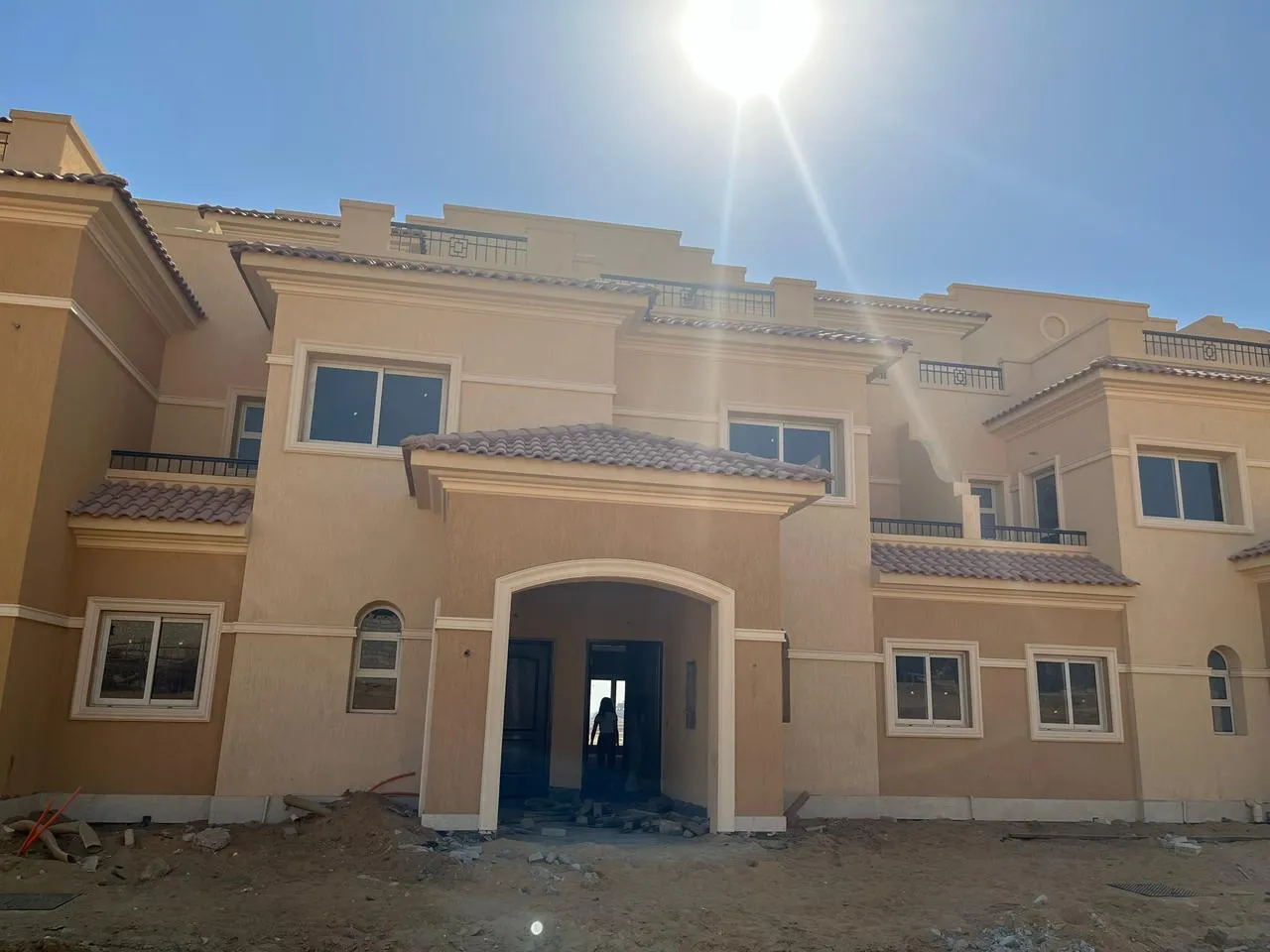 Townhouse for sale in Stone Park in New Cairo of 270 m² with 4 bedrooms