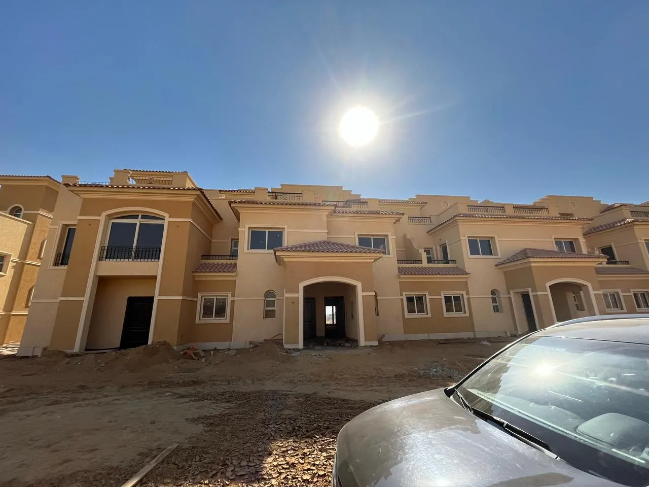 Townhouse for sale in Stone Park in New Cairo of 270 m² with 4 bedrooms
