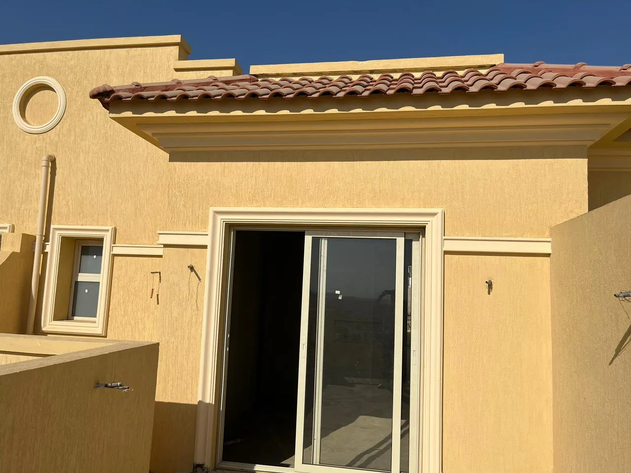 Townhouse for sale in Stone Park in New Cairo of 270 m² with 4 bedrooms