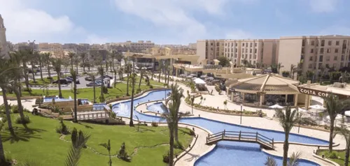 Villa for sale in El Rehab  in New Cairo of 600 m² with 4 bedrooms