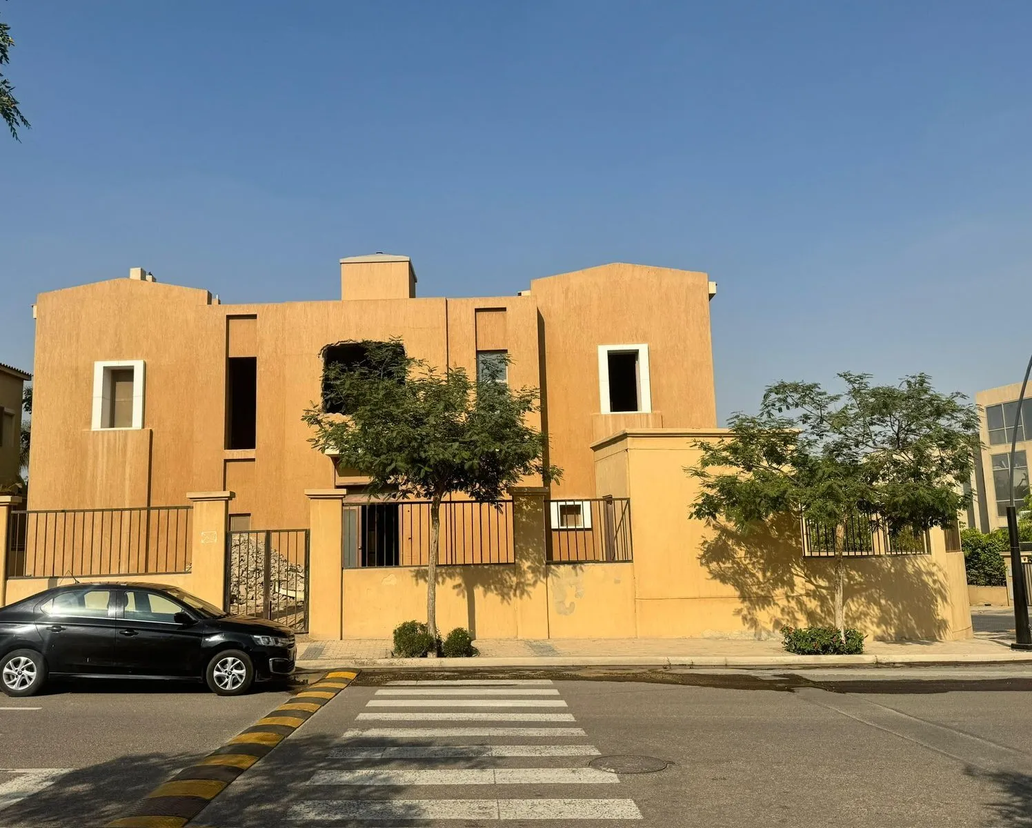 Villa for sale in Allegria in El Sheikh Zayed of 730 m² with 6 bedrooms