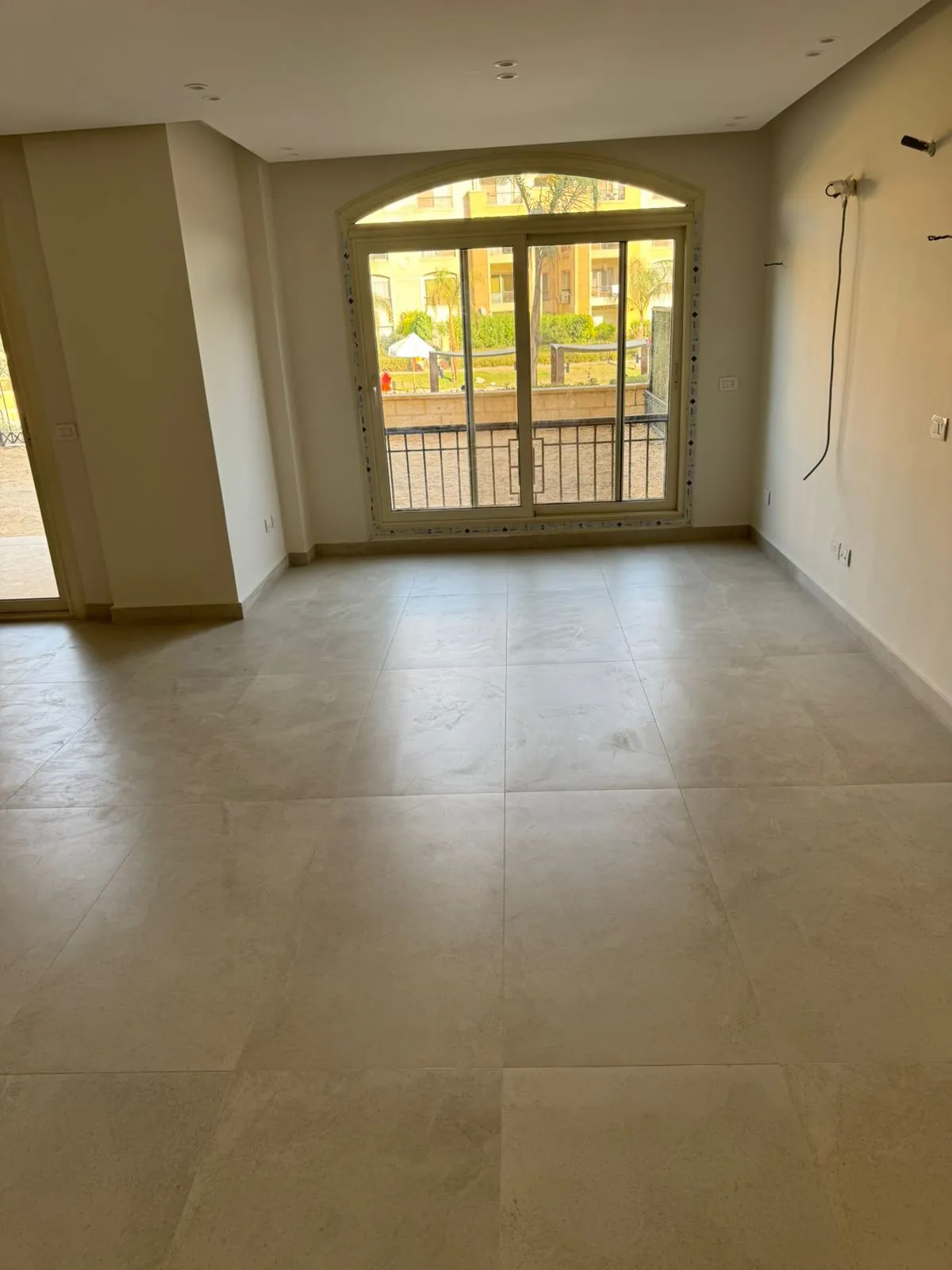 Apartment for sale in Stone Residence in New Cairo of 175 m² with 3 bedrooms