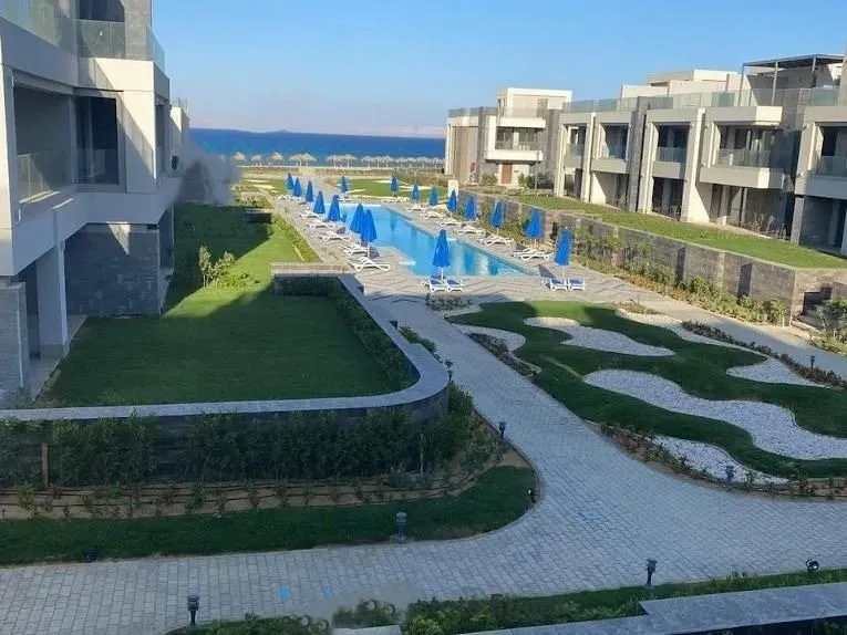 Chalet for sale in La Vista Ray in Ain Sokhna of 140 m² with 3 bedrooms