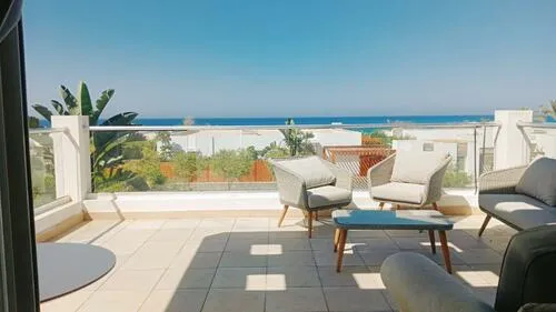  للبيع في الماظه باي في  بمساحة 0 م² تتكون من 0 غرف