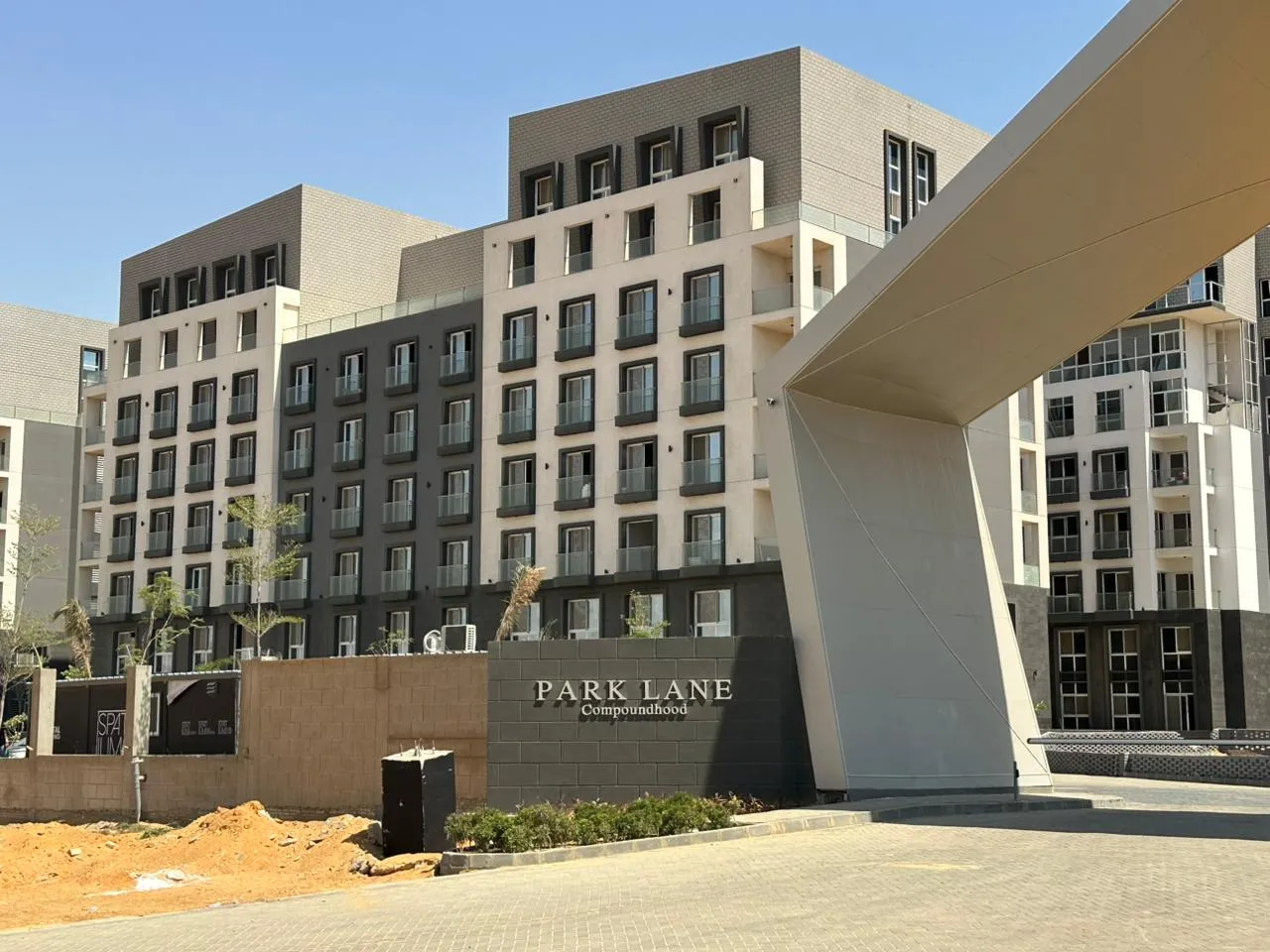 Office for sale in Parklane in New Capital City of 101 m² with 0 bedrooms