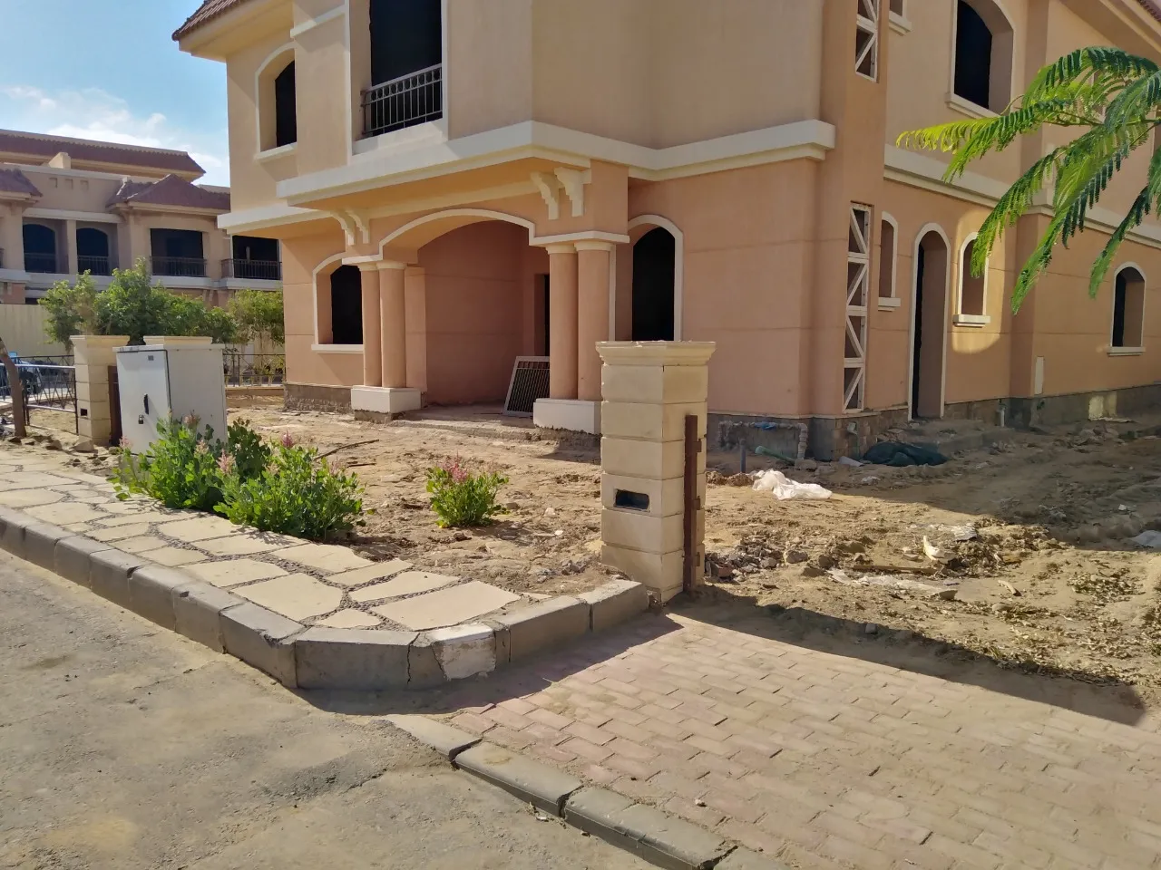 Villa for sale in Madinaty in Madinaty of 438 m² with 4 bedrooms