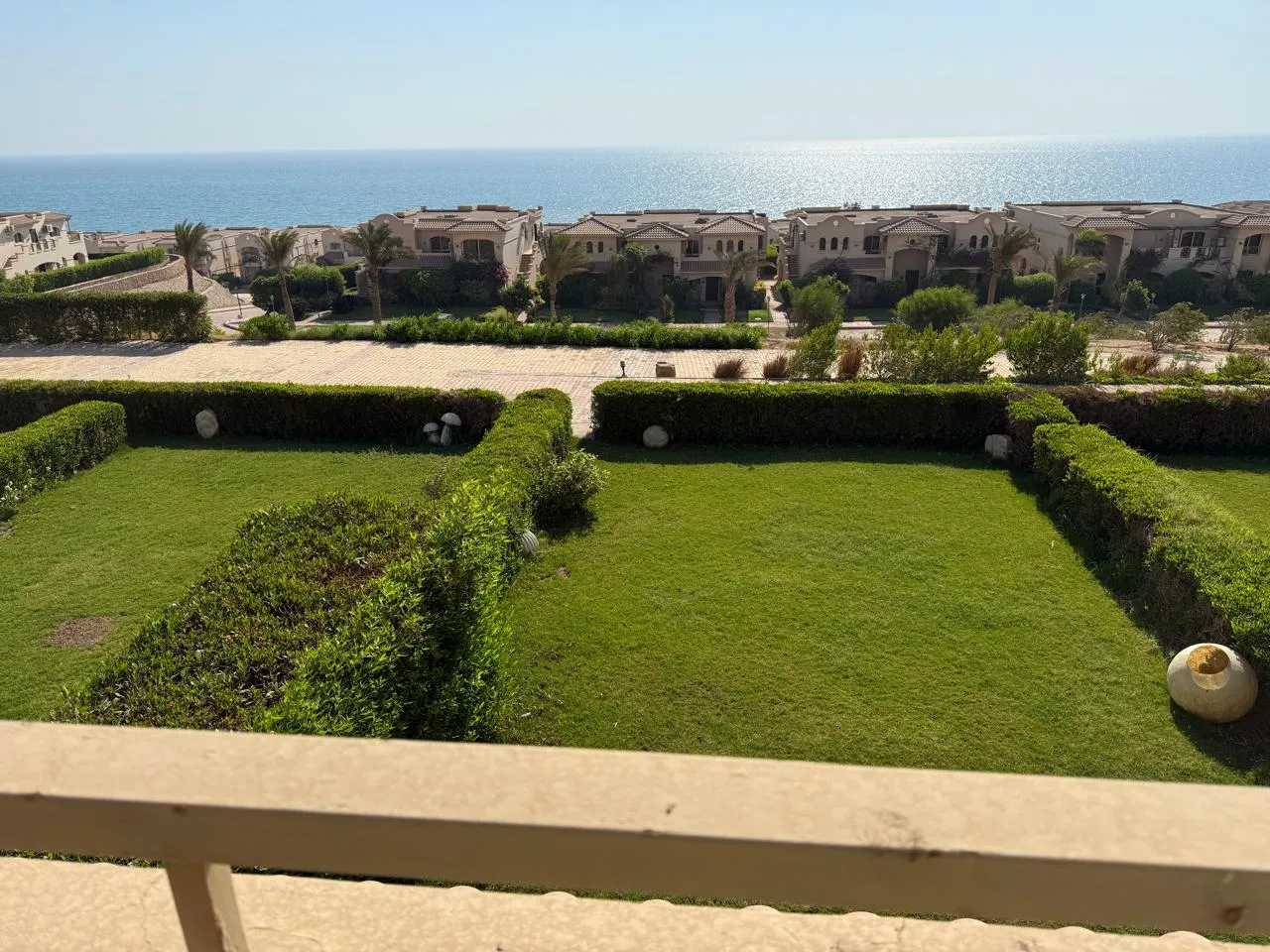 للبيع في لا فيستا 3 في بمساحة 0 م² تتكون من 0 غرف