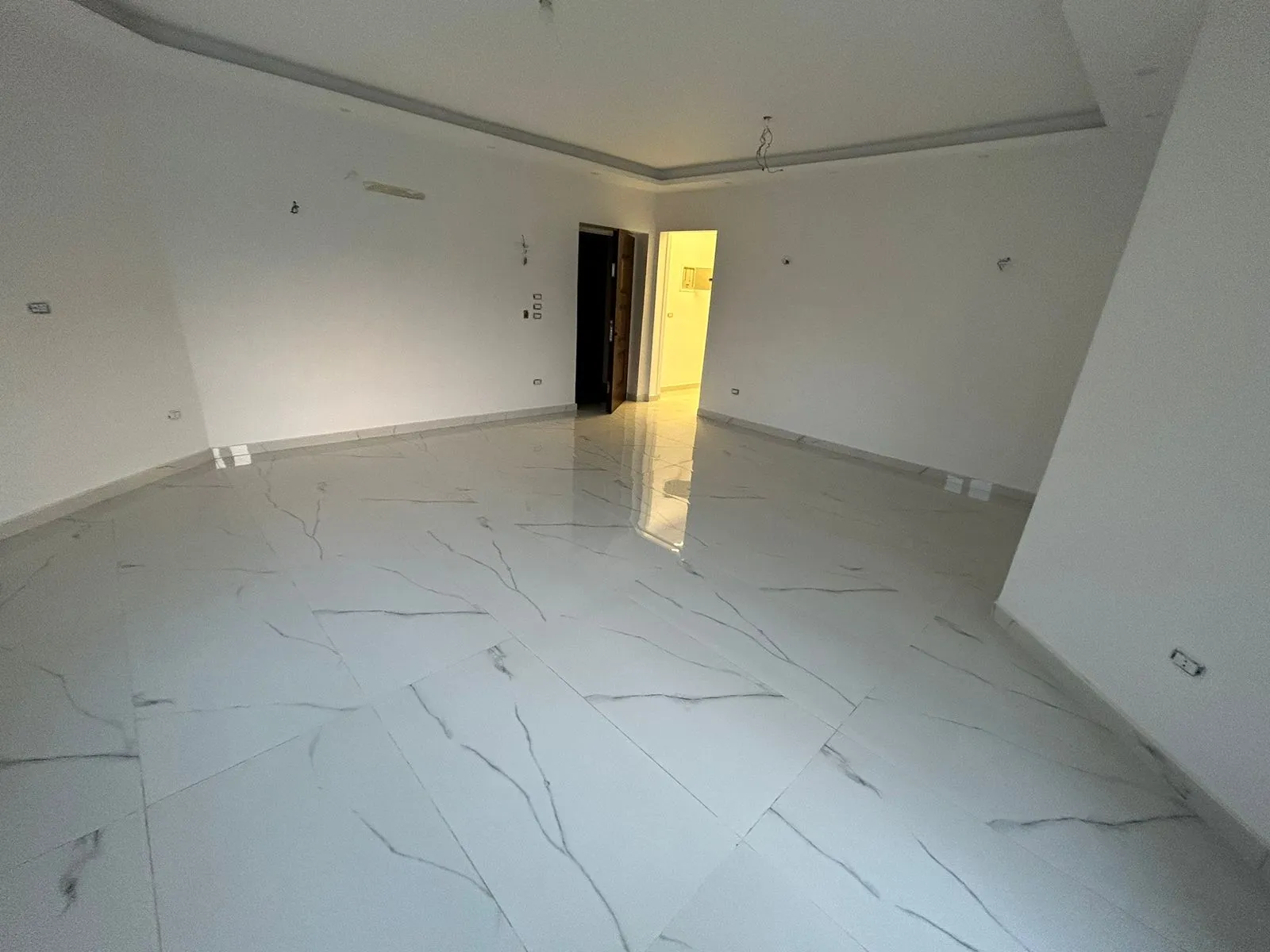  للبيع في ماونتن فيو هايد بارك في  بمساحة 0 م² تتكون من 0 غرف