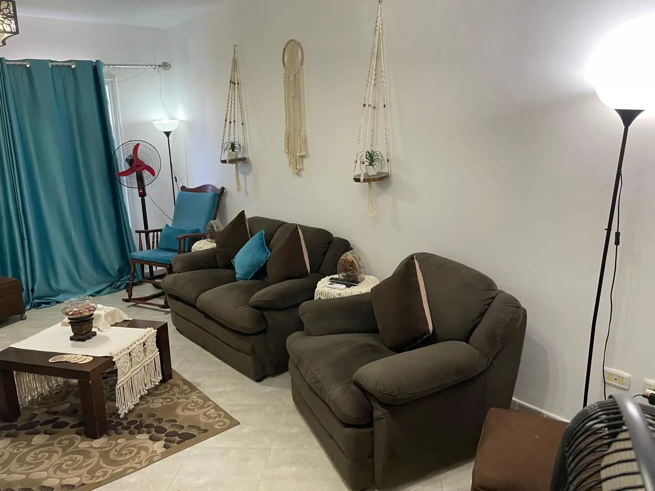  للبيع في أمواج في  بمساحة 0 م² تتكون من 0 غرف