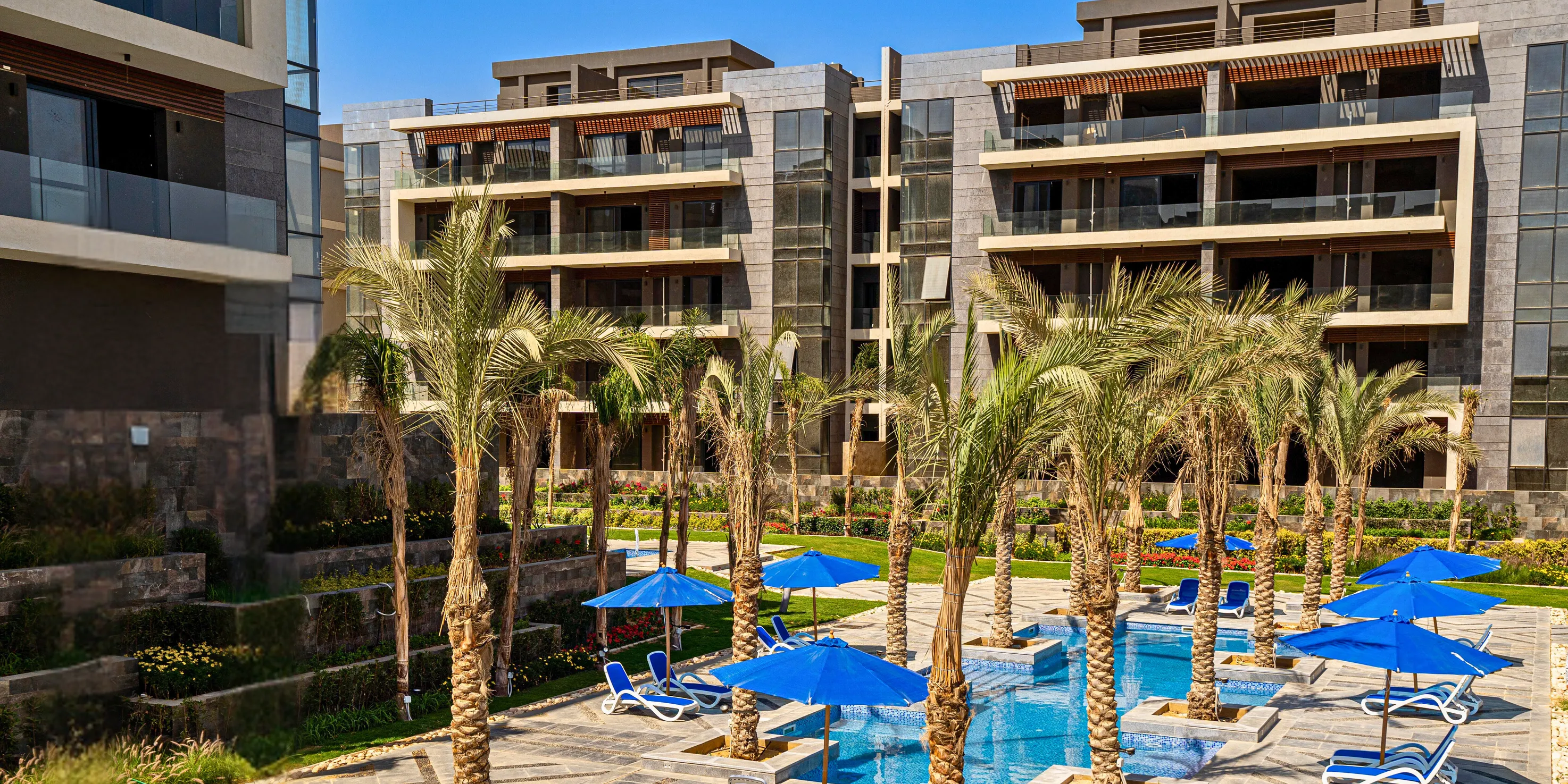 Penthouse for sale in El Patio Oro in New Cairo of 168 m² with 3 bedrooms