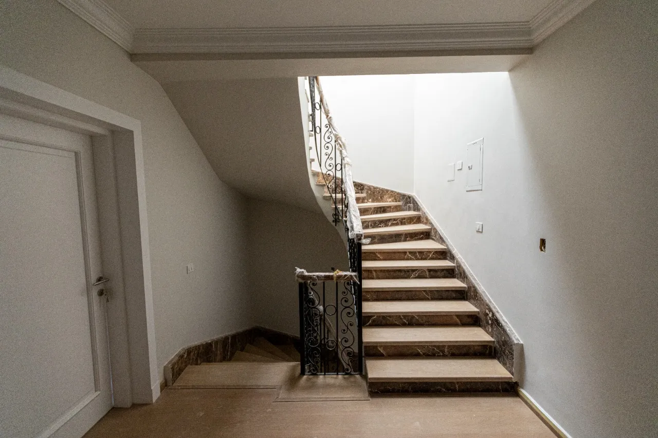Twinhouse for sale in Karma 2 in El Sheikh Zayed of 351 m² with 7 bedrooms