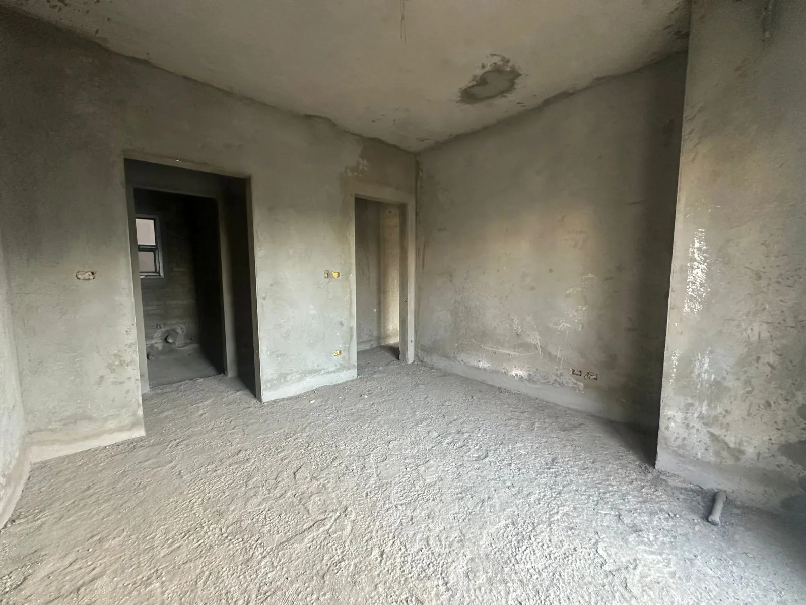  للبيع في بيفرلي هيلز في  بمساحة 0 م² تتكون من 0 غرف