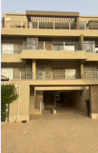  للبيع في كابيتال جاردنز في  بمساحة 0 م² تتكون من 0 غرف