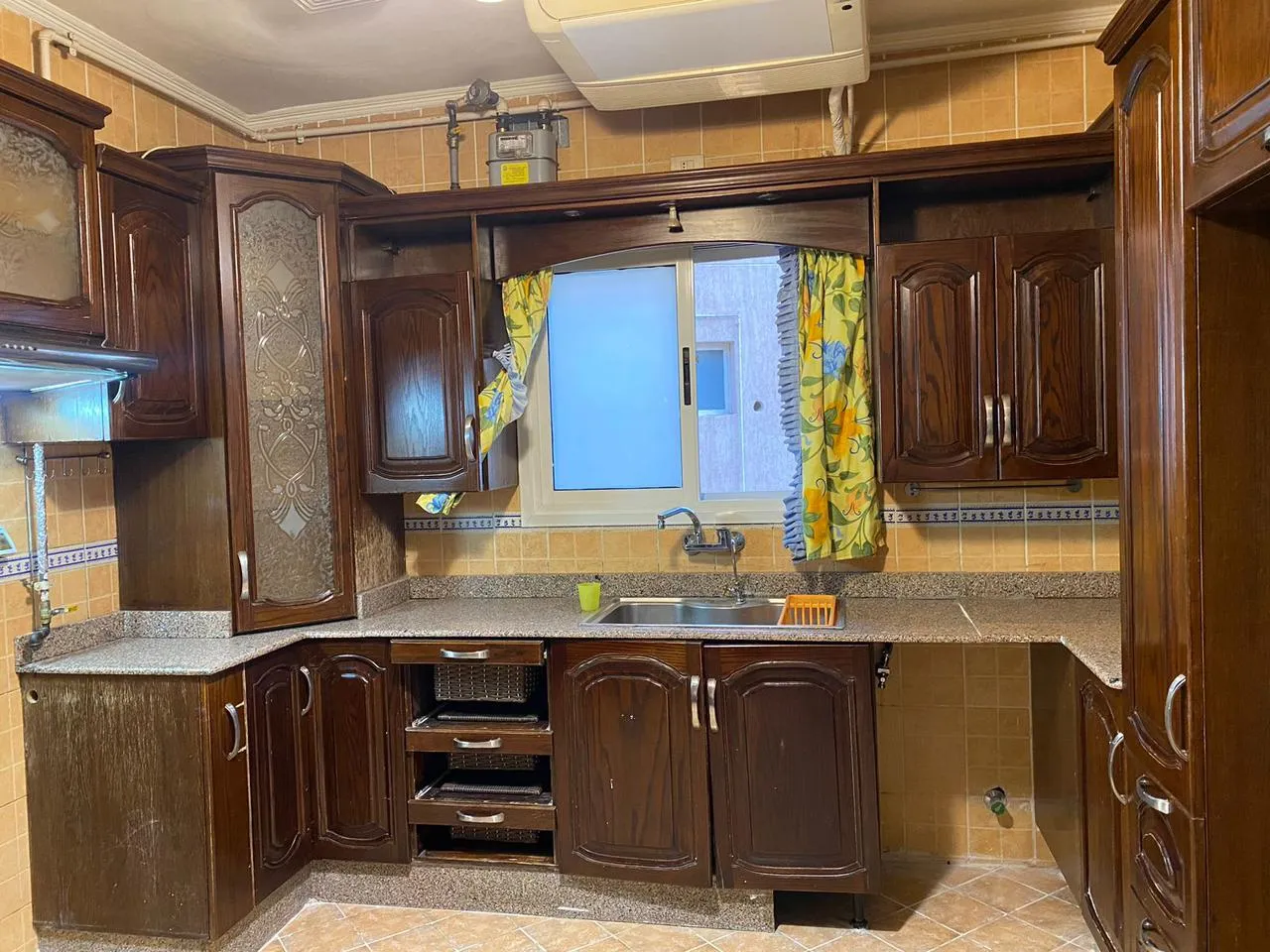  للبيع في الرحاب  في  بمساحة 0 م² تتكون من 0 غرف