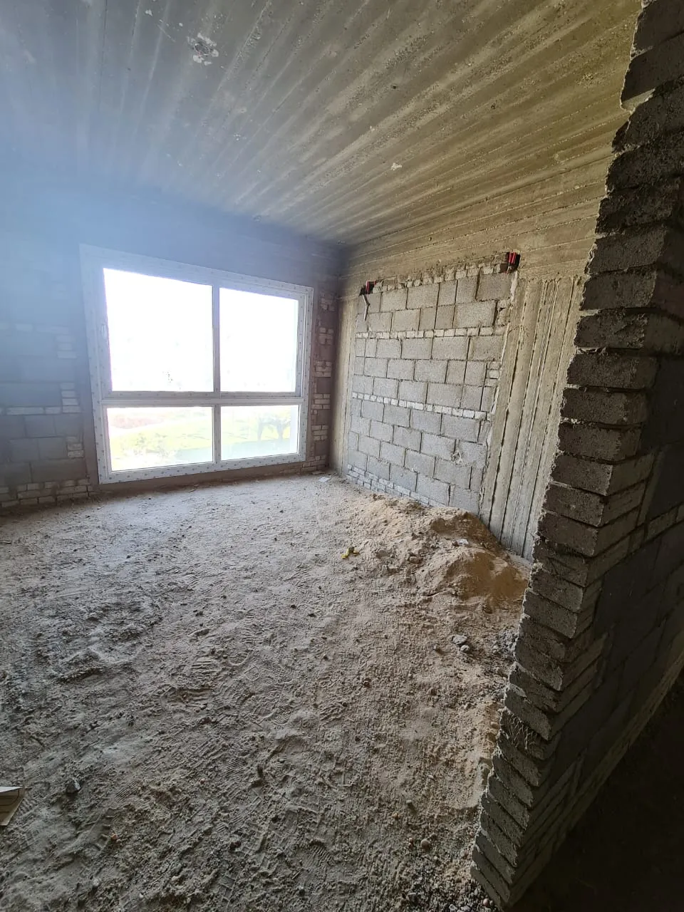  للبيع في هايد بارك في  بمساحة 0 م² تتكون من 0 غرف