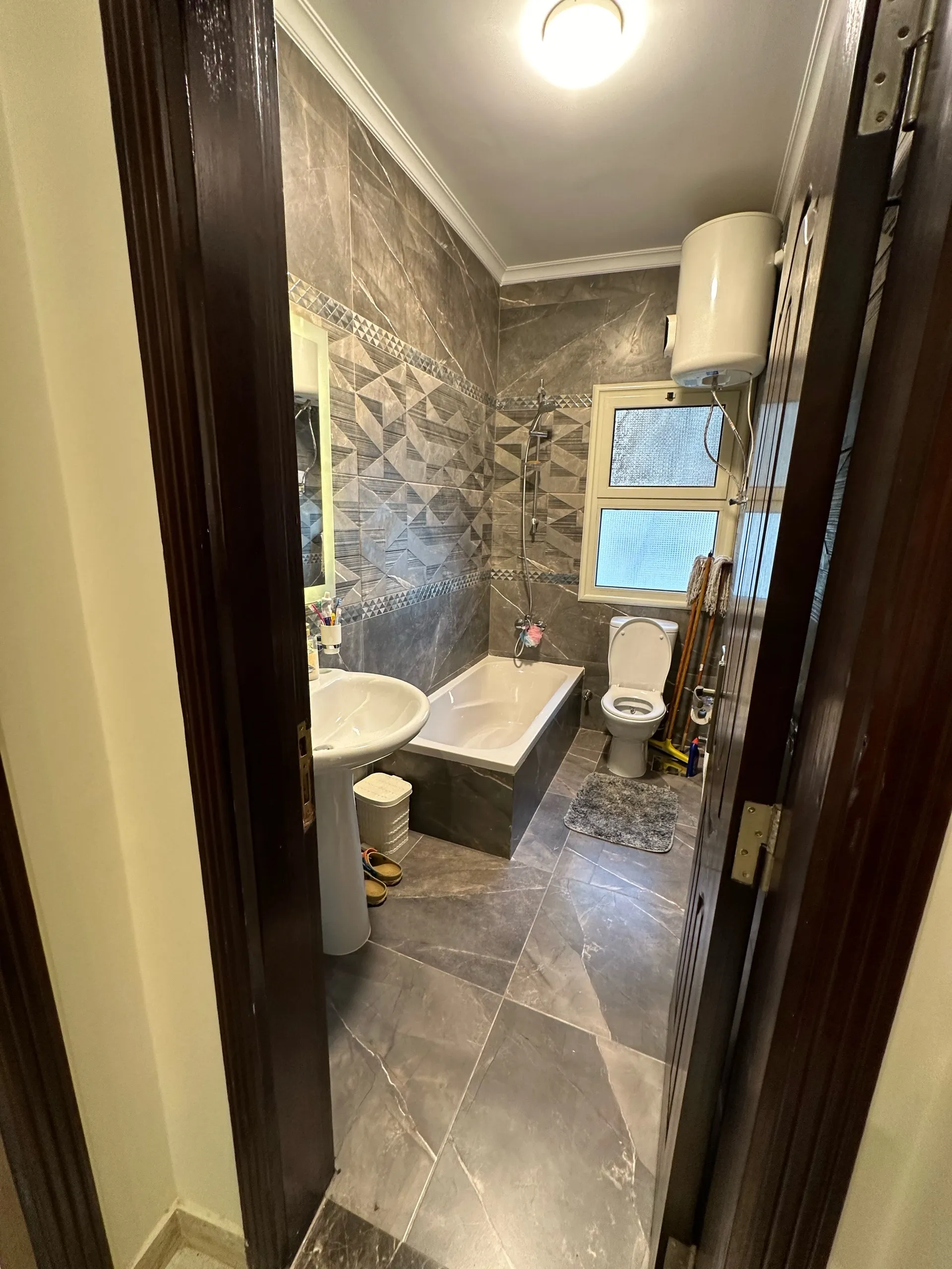  للبيع في الرحاب  في  بمساحة 0 م² تتكون من 0 غرف